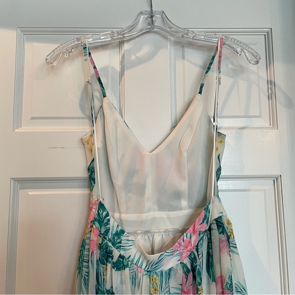 NWOT Pink Lily It’s Love At First Sight Ivory Floral Maxi Dress - Picture 5 of 6